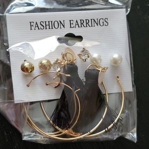 Fashion earrings